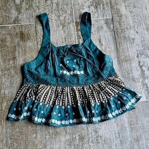 Free People green flower embroidered tank top shirt summer cute vintage women